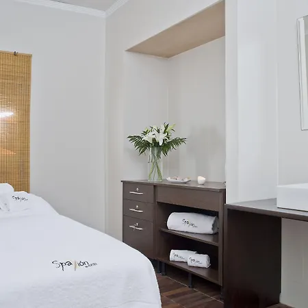 Ξενοδοχείο Bahia By Pierre & 4*