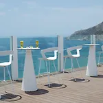 Hotel Bahia By Pierre &
