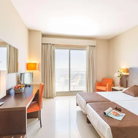 Hotel Bahia By Pierre & Calp