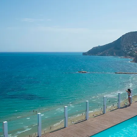 Hotel Bahía By Pierre &