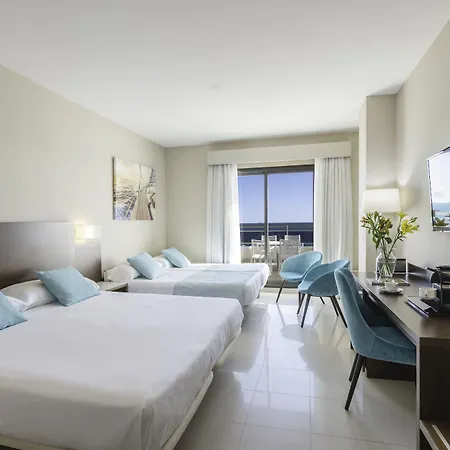 Bahia By Pierre & Hotell 4*