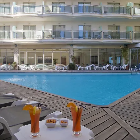 Hotel Bahía By Pierre &