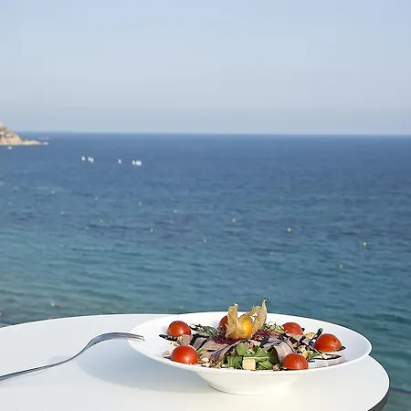 Hotel Bahía By Pierre & 4*